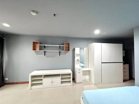 คอนโดให้เช่า Regent Home 7 (เฟอร์นิเจอร์ครบ) ใกล้ BTS บางนา