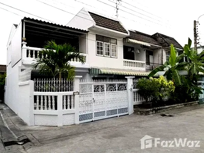 Houses for rent Bangkok : 5 Bedroom House for rent in Din Daeng, Bangkok  6710069