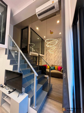 SOHO Bangkok Ratchada near MRT Huai Khwang Station Fully Equipped Facilities