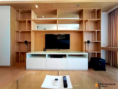 Condos for sale : Book quickly before the room is gone!! Noble Reflex near BTS Ari
