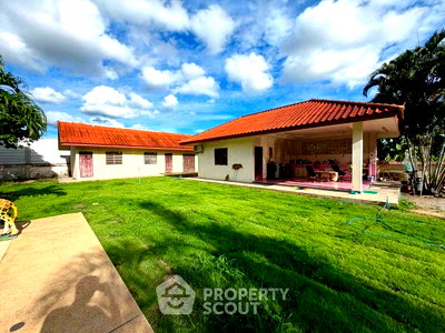 Houses for sale Chonburi : Pet-Friendly 4-Bedroom Villa For Sale | Spacious Private Residence (ID 3235064)