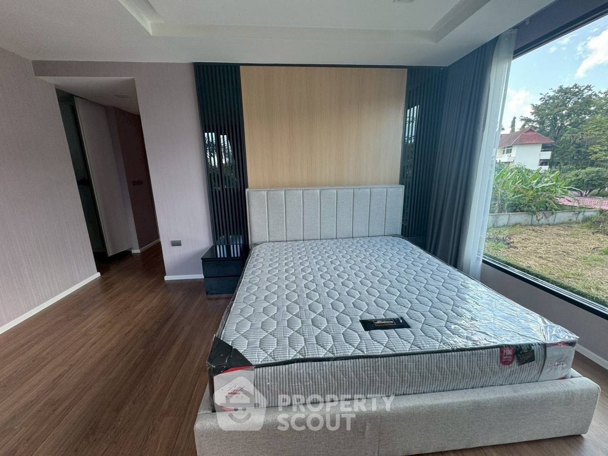 รูป ขายคอนโดสองห้องนอนเลี้ยงสัตว์ได้ที่ The Star Hill Condo Chiangmai (ID 3234936) - รูปที่ 13/23