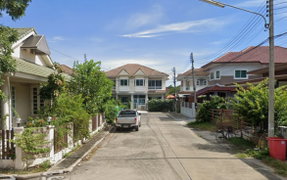 Forest Vill  - Image 3/6