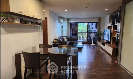 2-BR Condo at Silom City Resort Condominium near BTS Chong Nonsi (ID 3232390)
