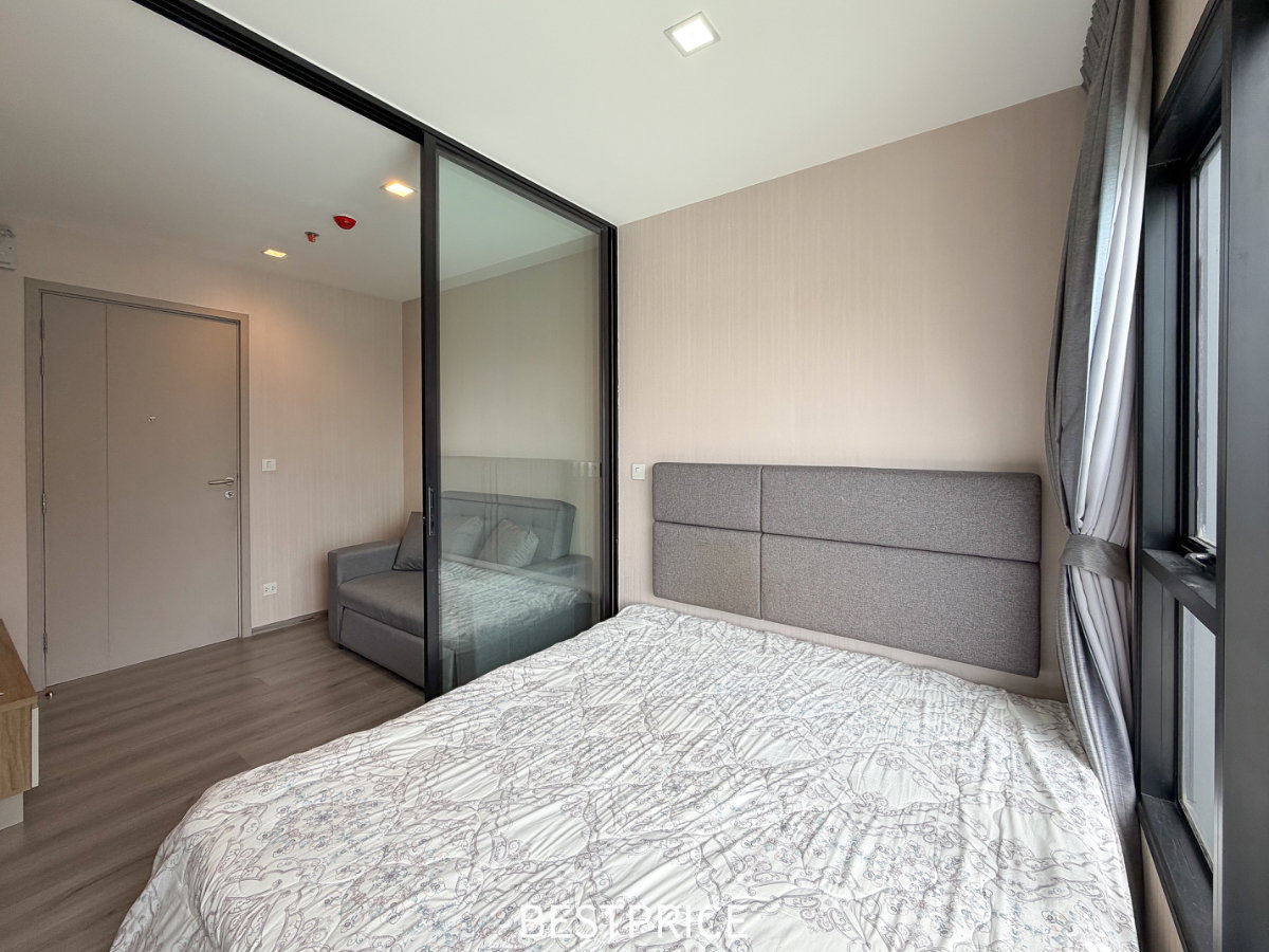 BESTPRICE ให้เช่า The Politan Rive ห้องสวย เฟอร์ครบ ราคาพิเศษ
