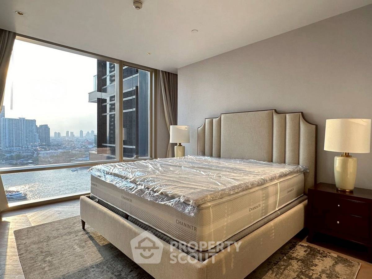รูป คอนโด 2 ห้องนอน เลี้ยงสัตว์ได้ Four Seasons Private Residences ใกล้ BTS สะพานตากสิน (ID 3028835) - รูปที่ 12/16