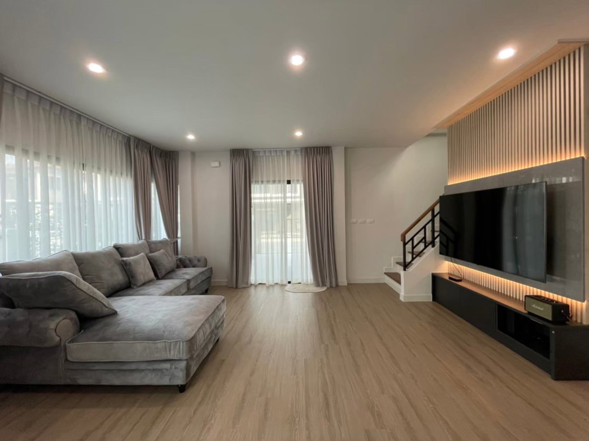 รูป ขายบ้านแปลงมุม 2 ชั้น โครงการบ้านฟ้ากรีนเนอรี่ ทิวา ปิ่นเกล้า - สาย 5 | บ้านอายุเพียง 3 ปี | พร้อมอยู่ - รูปที่ 5/10