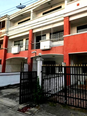 Home office for rent Bangkok : Townhome/Home office  for rent Onnut-Bangchak near BTS