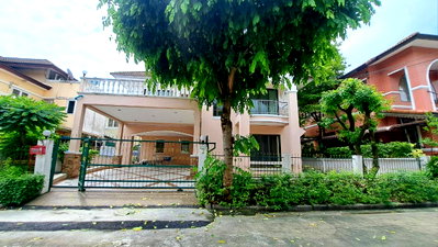 Houses for rent Bangkok : 2-story detached house for rent at Lalin Greenville (Rama 9 - On Nut - Suvarnabhumi).