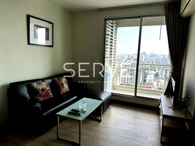 Condos for rent : 1 Bed Large Room High Floor Unblock view Fully furnished Good Location Close To MRT Ratchadaphisek Exit 4 @ Rhythm Ratchada