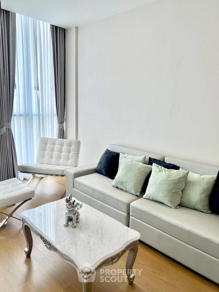 picture 49th-Floor 2-BR Noble Ploenchit, 100m To BTS Phloen Chit (ID 2066564) - 1/12