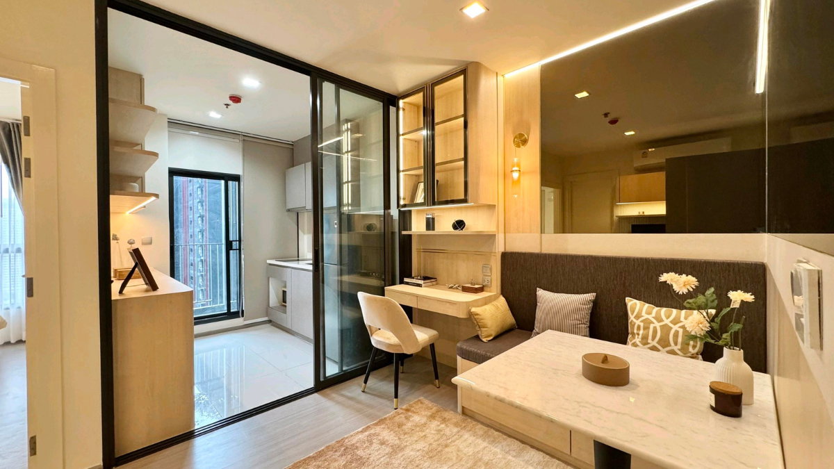 picture Code: 26KJ4601 for rent Life Asoke - Rama 9 🔥🔥 Line ID: @kjcondo (with @)🔥🔥 - 3/14