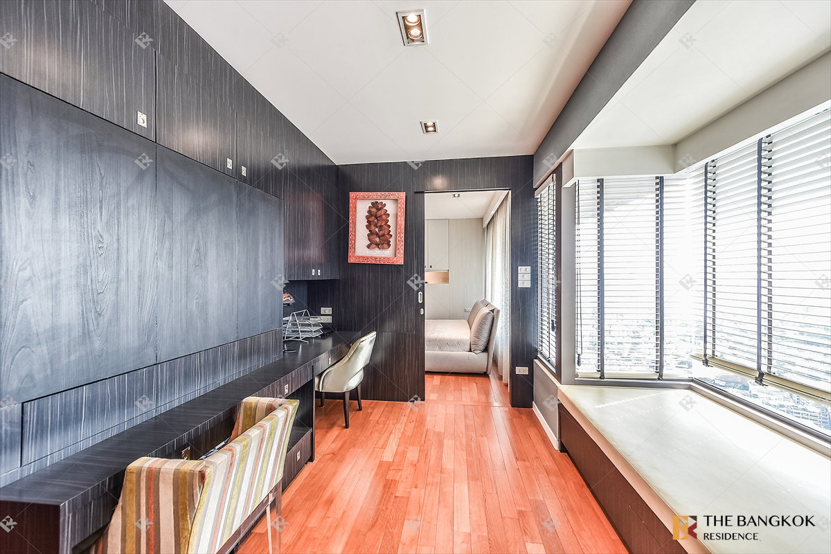 รูป เช่าคอนโด ⭐ Amanta Lumpini ใกล้ MRT ลุมพินี 80K 138.52 sqm, Newly Renovated Unit ✨  - รูปที่ 7/11
