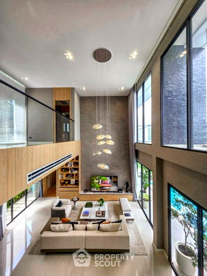 Houses for sale Pattaya Night Bazaar : Pet-Friendly 4-BR Villa, 425 Sqm, Luxury Vista Villa, Pattaya South (ID 3234359)
