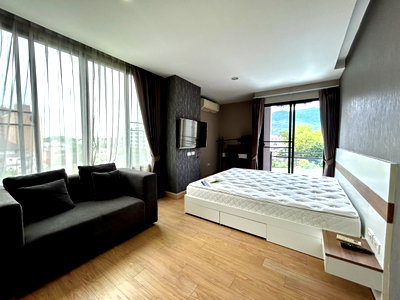 Condos for rent : 2bedrooms Trams condo Jed yod for rent , near Nimman , CMU : Tel. 082-3899314 (Boo)