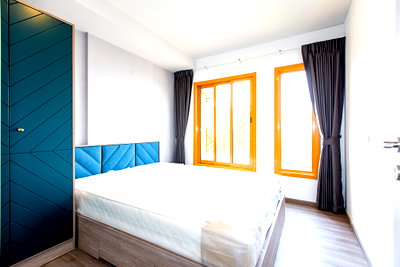 Condos for rent : For Rent: Condo The Base Sukhumvit 50 near BTS Onnut * 1 Bed Plus Room*  at Line: @homefinder