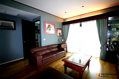 Condos for sale : The Madison Condominium Sukhumvit 41 near BTS Phrom Phong Premium Luxury Condo in Prime Location