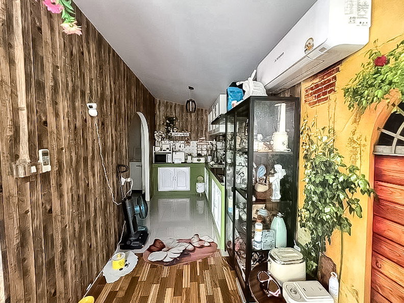 รูป Stylish House for Sale Chaiyapruek Pattaya 3Bed Private Pool - รูปที่ 4/10