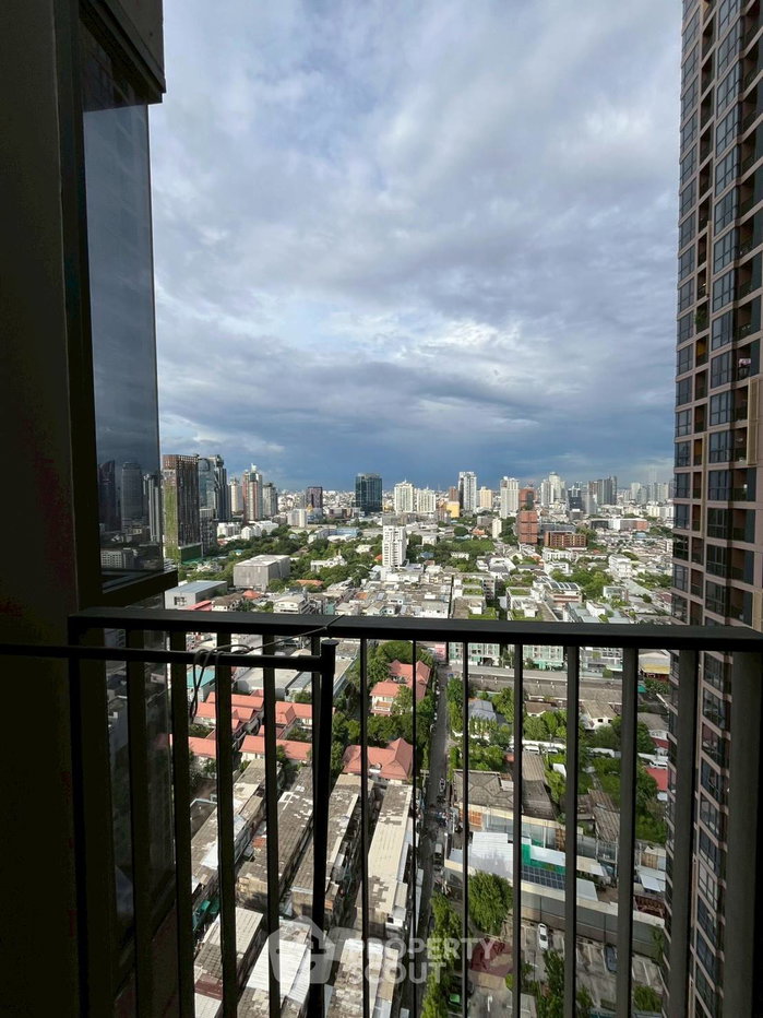 รูป คอนโด 1 ห้องนอน ชั้น 29 โครงการ Oka Haus Sukhumvit 36 ใกล้ BTS ทองหล่อ (ID 3083317) - รูปที่ 8/12