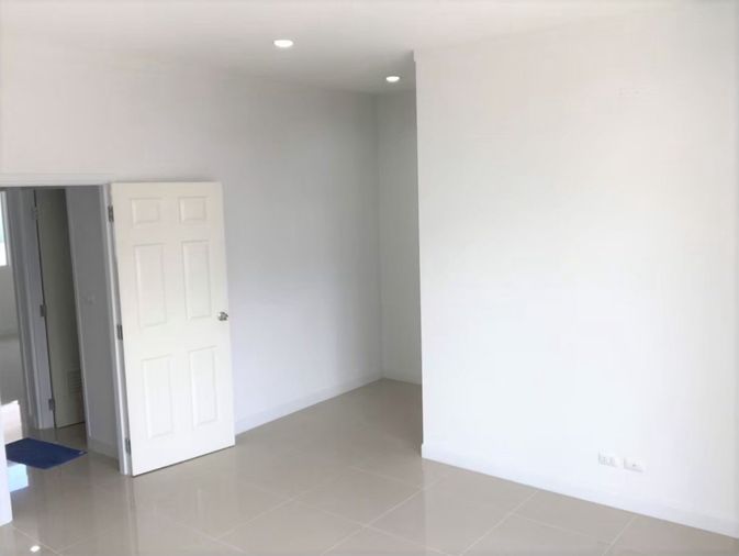 3-bed townhouse for sale, 146 sqm, 23.2 sq wah, The Miracle Plus Petchkasem 63 Phase 2