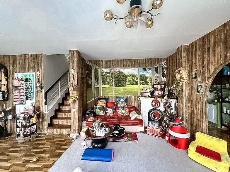 รูป Stylish House for Sale Chaiyapruek Pattaya 3Bed Private Pool - รูปที่ 3/10