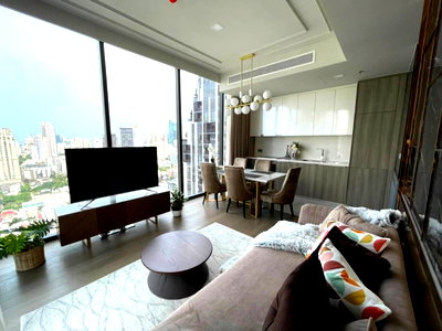 คอนโดให้เช่า : ให้เช่า Celes Asoke ราคา 90,000 บาท [MKr260865]