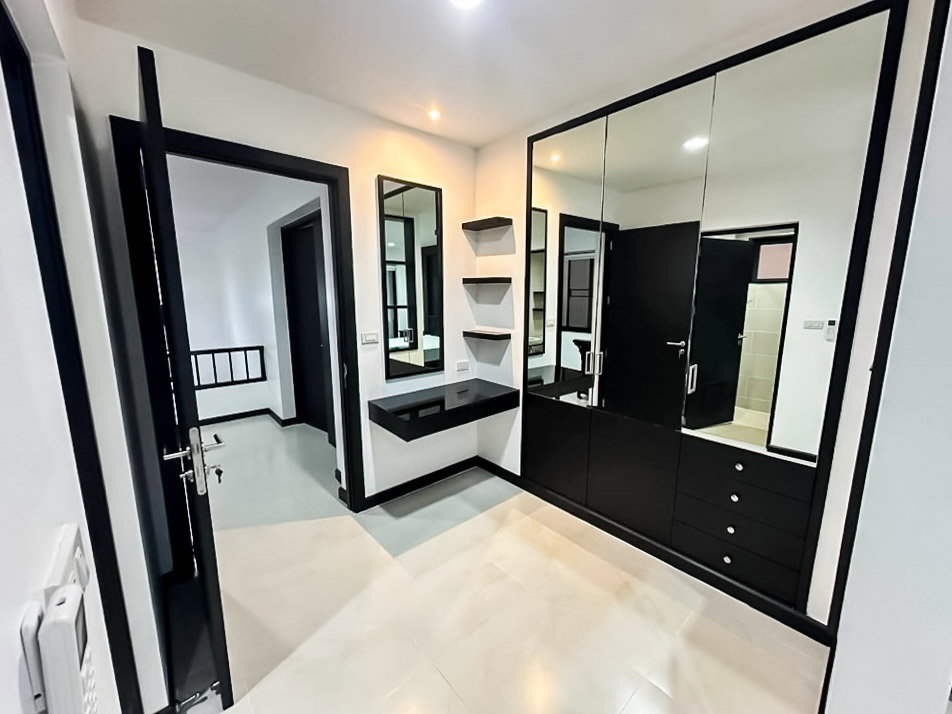 รูป 4 Bedroom Private Pool Villa for Rent Pratumnak Pattaya - รูปที่ 20/26