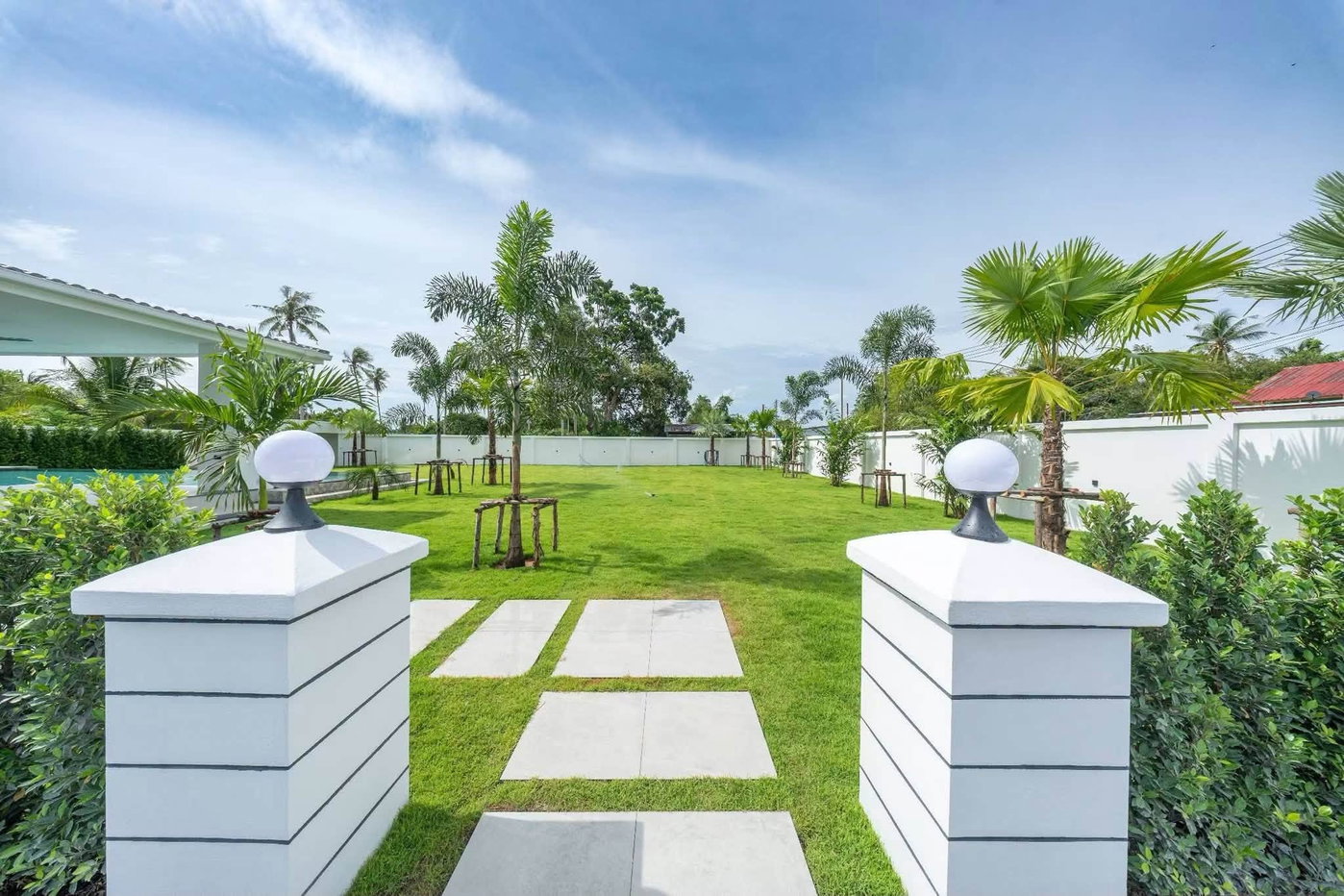 รูป High End 5 Bedroom Pool Villa for Sale Huay Yai Pattaya - รูปที่ 24/26