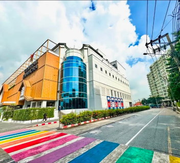 รูปภาพ Condo for Rent: Lumpini Place Stepd go Central Ramindra&BTS