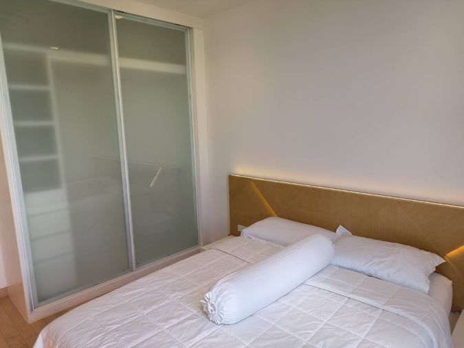 2-bed house for rent, 300 sqm, 70 sq wah, Hem 52 At Rama 9