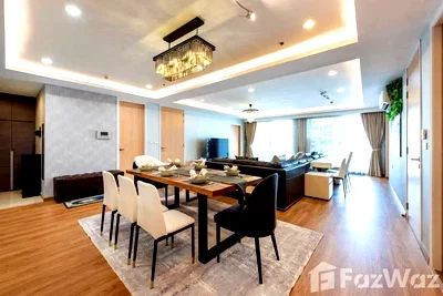 ขายคอนโด : ขาย คอนโด 4 ห้องนอน ในโครงการ 15 สุขุมวิท เรสซิเด็นซ์ 6716625