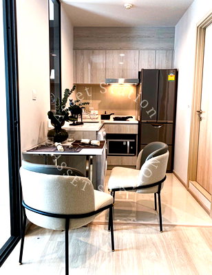 Condos for rent : Life One Wireless | 🚄 Near BTS Phloen Chit Station and Central Embassy