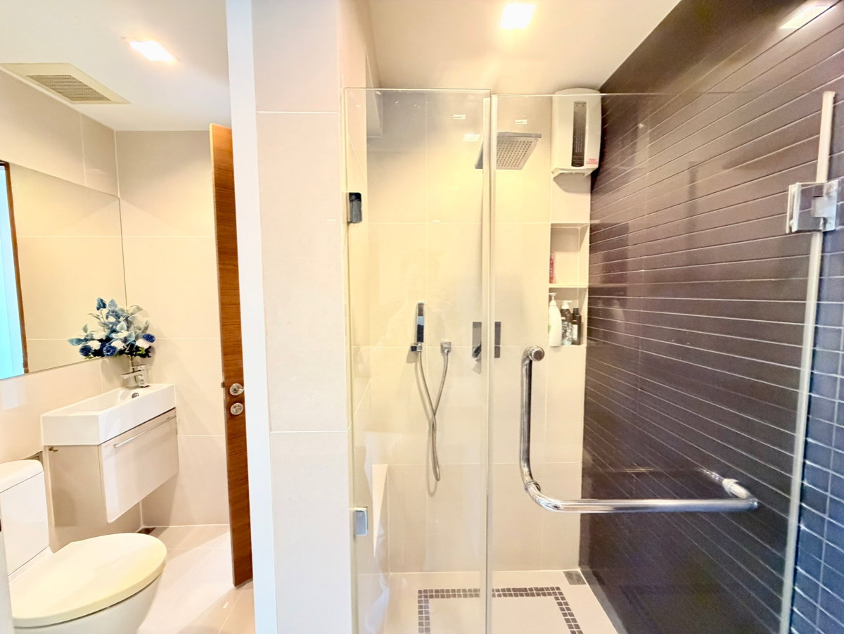 picture Condo for Sale❗️ “𝐑𝐡𝐲𝐭𝐡𝐦 𝐑𝐚𝐭𝐜𝐡𝐚𝐝𝐚-𝐇𝐮𝐚𝐢𝐤𝐡𝐰𝐚𝐧𝐠“ Special Price 4.99 MB. Near MRT-Huaikhwang - 14/15