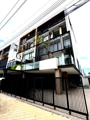 เช่าโฮมออฟฟิศ เขตสวนหลวง : For Rent :The Element Rama 9  🏦 Town Home / Home office 