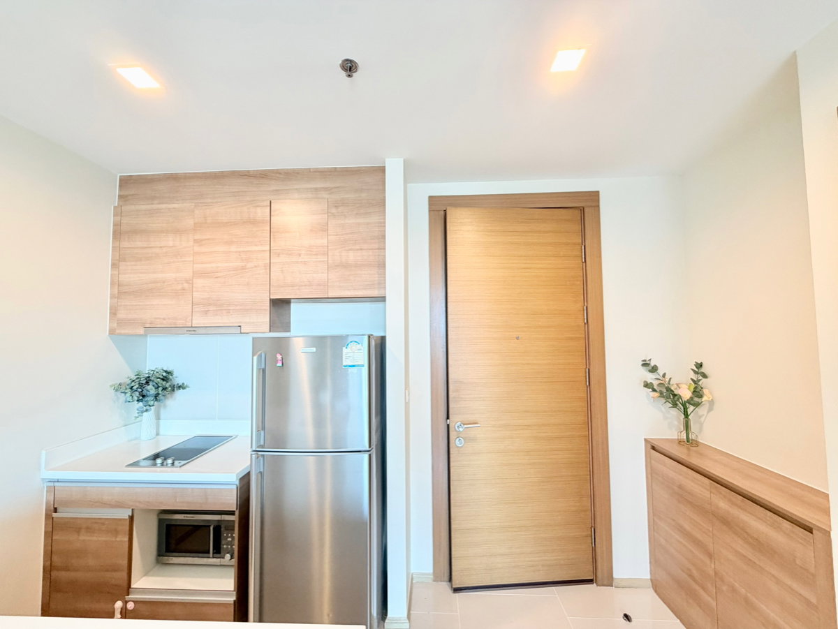 picture Condo for Sale❗️ “𝐑𝐡𝐲𝐭𝐡𝐦 𝐑𝐚𝐭𝐜𝐡𝐚𝐝𝐚-𝐇𝐮𝐚𝐢𝐤𝐡𝐰𝐚𝐧𝐠“ Special Price 4.99 MB. Near MRT-Huaikhwang - 11/15