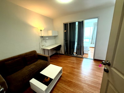คอนโดให้เช่า : 💖💖 ให้เช่าคอนโด The Trust Residence Pinklao / 1 ห้องนอน ขนาด 29 ตรม ราคา 8500 บาท/ สอบถามได้นะคะ Line ID = atfirm2010 💖💖