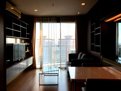 Condos for rent : Rent 1 Bedroom Ready to move in !!