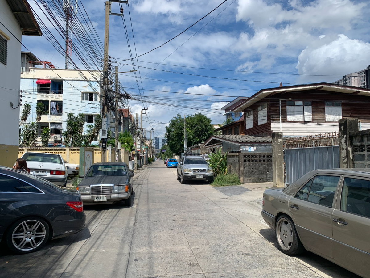 รูป ขายบ้านพื้นที่ 167  ตรว ซอย กรุงเทพนนทบุรี27 บางซื่อ ใกล้รถไฟฟ้าบางซ่อน ทำเลสะดวกสบายเข้าออกได้หลายทาง ราคาดีมาก - รูปที่ 12/20