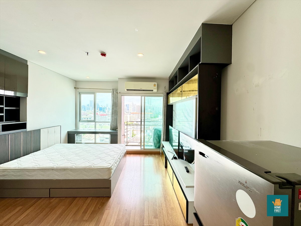 Rent Lumpini place รัชดา - สาธุ 24ตรม. เฟอร์ครบ 9,500 บาทต่อเดือน