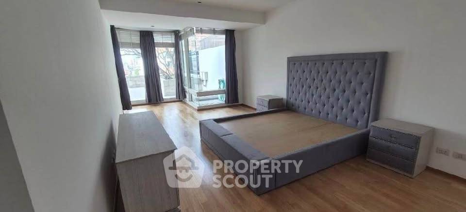 รูป ห้อง 3 ห้องนอน ขนาด 371 ตร.ม. The Empire Place ใกล้ BTS เซนต์หลุยส์ (ID 2958681) - รูปที่ 6/10