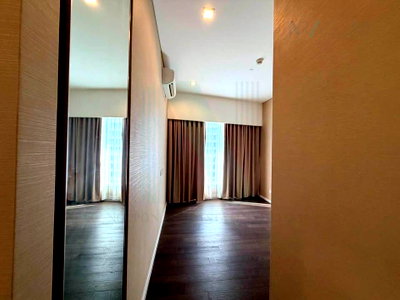 Condos for rent : 🎉 For Rent Condo THE SAINT RESIDENCES Building 1, Floor 36,2 bed room, Room size 64 sqm