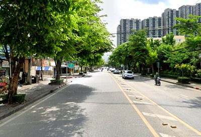 ที่ดิน วิทยาลัยพณิชยการบางนา : ขายที่ดินเปล่า เหมาะทำคอนโด หลัง Central บางนา