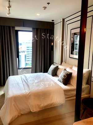 Condos for rent : Life One Wireless | 🚅 Phloen Chit BTS Station and Central Chidlom