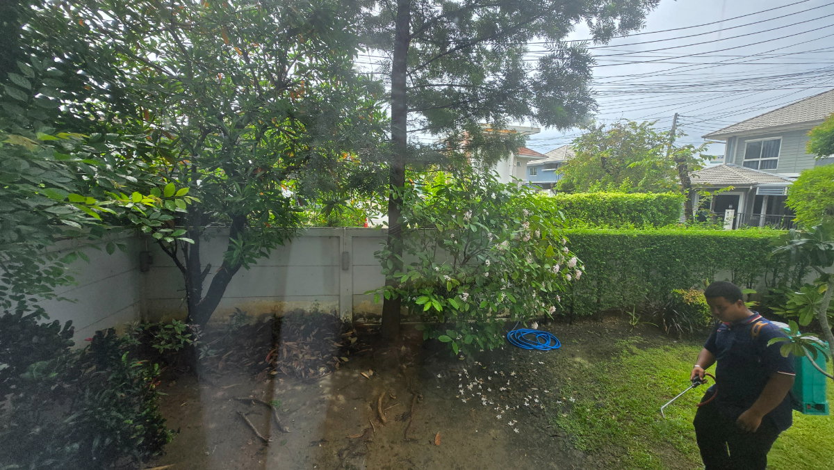 รูป ขายบ้านเดี่ยว หลังหัวมุมใหญ่สุดในโครงการ ใกล้ป้อมยาม(ทั้งหมู่บ้าน 22 หลัง) เงียบสงบ ใกล้ตลาดพูลทรัพย์รังสิต โครงการ Perfect Exclusive 4.95 ล้านบาท - รูปที่ 5/8