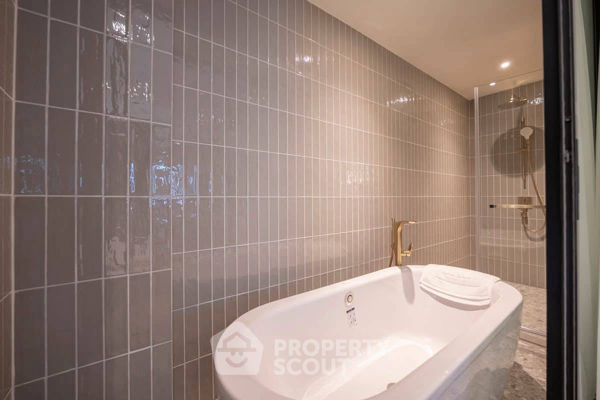picture Pet-Friendly 2-BR Via 34, 300m To BTS Thong Lor (ID 3236752) - 10/10