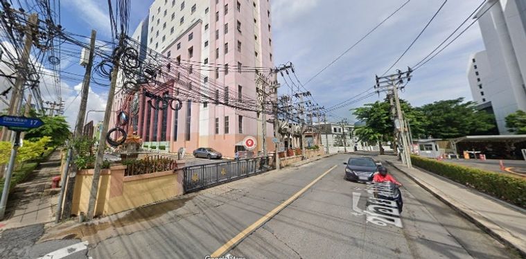 Land for sale, 1400 sq wah, Huai Khwang