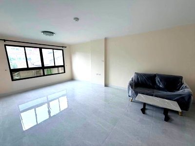 Condos for sale : 🏠✨ Lumpini Place Narathiwas 24 | 1 Bedroom for Sale (HBH-TB-237)