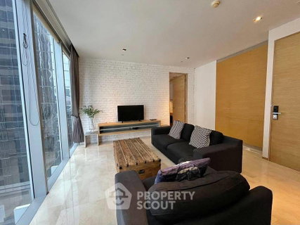 1-BR Condo at Saladaeng Residences near MRT Si Lom (ID 2927349)