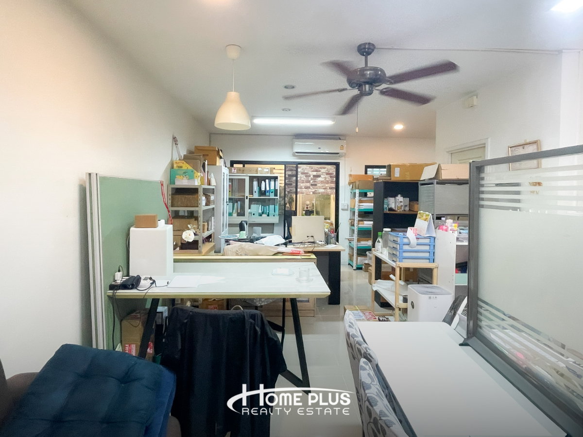 picture ðĄ Townhome for Sale â Patio SrinakarinâRama 9 - 9/25