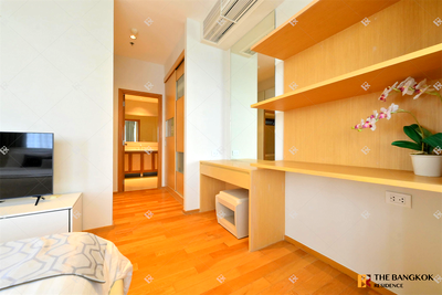 Condos for sale : The Emporio Place
